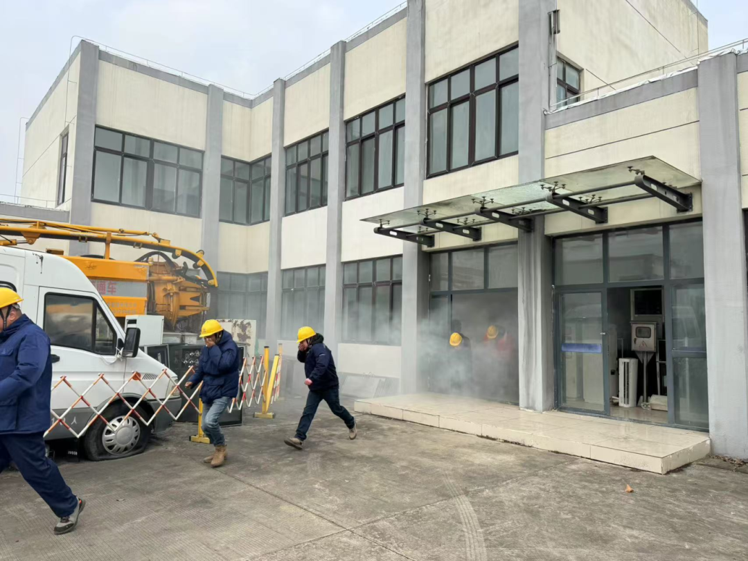 2e5f89cbf080b4e1314b308b7bff40c8.png 2e5f89cbf080b4e1314b308b7bff40c8.png