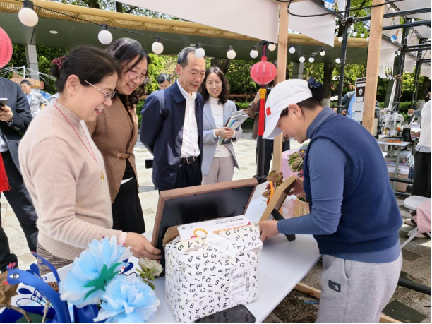 169c3b51a8161105fd669d2bd0569796.png 169c3b51a8161105fd669d2bd0569796.png