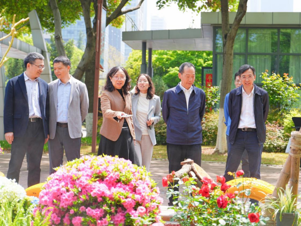 4976e94385eaca944e1f9b14db12cb3e.png 4976e94385eaca944e1f9b14db12cb3e.png