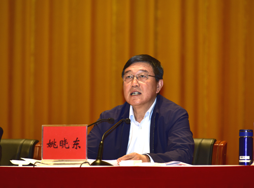 市委常委,宣传部部长周毅在创建大会上总结上一轮创建工作经验教训