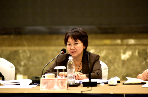 省住房和城乡建设厅厅长周岚在座谈会上谈想法