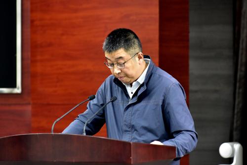 新闻报道组孙清扬在会议上对下一步宣传工作作出部署